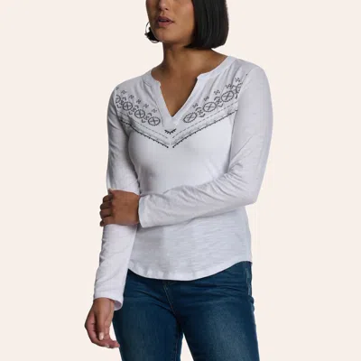 Cowgirl Hardwar E Women's White Aztec Embroidered Long Sleeve Top