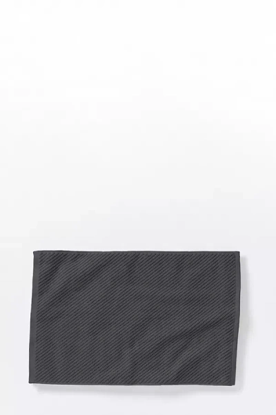 Coyuchi Air Weight Organic Twill Bath Mat In Black