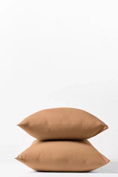 Coyuchi Organic Crinkled Percale Pillowcase Set Of 2 In Brown