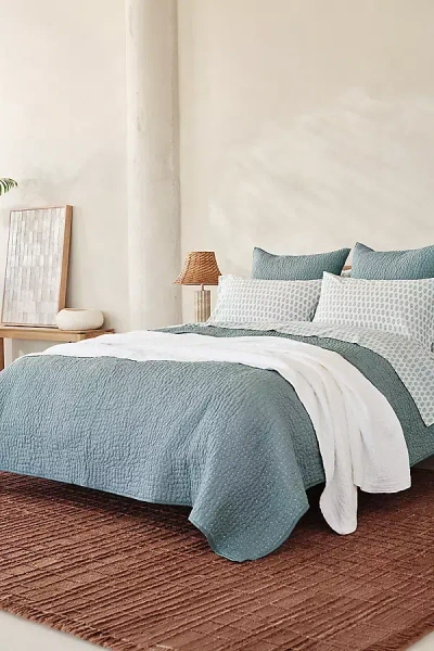 Coyuchi Pebbled Handstitched Organic Quilt