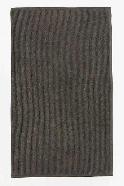 Coyuchi Temescal Organic Ribbed Bath Mat In Gray