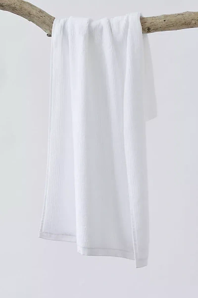Coyuchi Temescal Organic Ribbed Bath Sheet In White