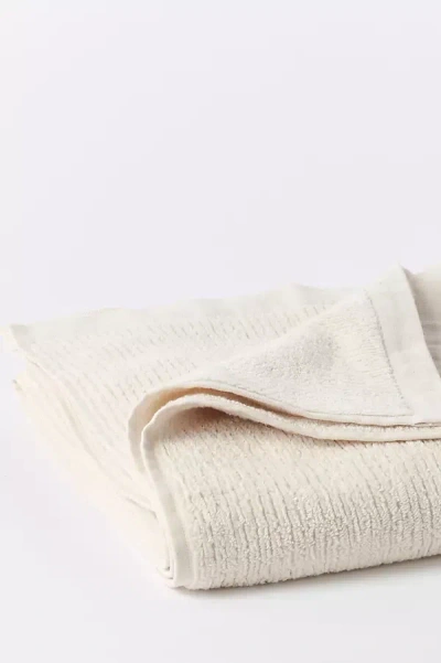 Coyuchi Temescal Organic Ribbed Bath Sheet In White
