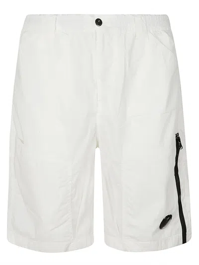 C.p. Company 50 Fili Stretch Cargo Shorts In Gauze White