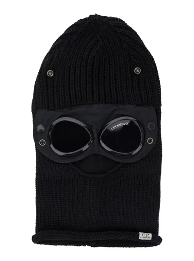 C.P. COMPANY BLACK KNIT SKI MASK WITH LOGO DETAIL ON THE FRONT IN WOOL MAN
