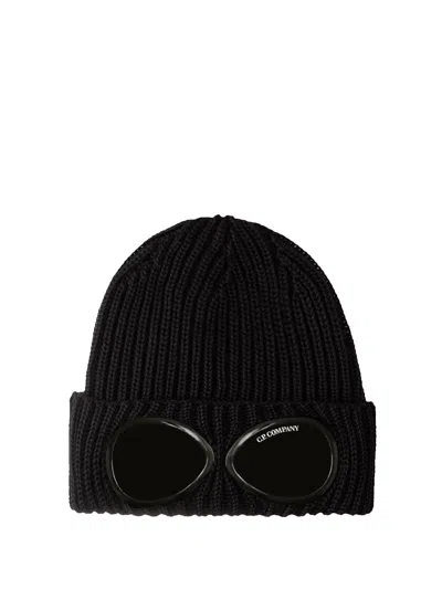 C.p. Company Beanie Hat In Black
