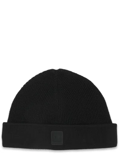 C.p. Company C. P. Company Berretto Con Logo In Black
