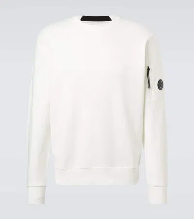C.p. Company Cp Company Overarm Pocket Hooded Pullover - White