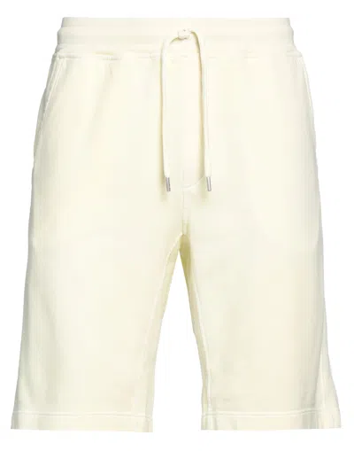 C.p. Company C. P. Company Man Shorts & Bermuda Shorts Pastel Yellow Size Xxl Cotton