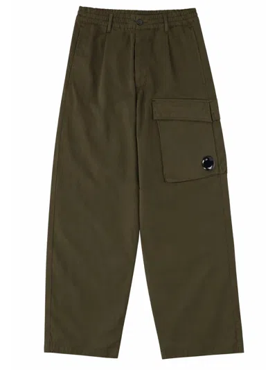 C.p. Company C. P. Company Pantalone Cargo Con Patch Logo In Green