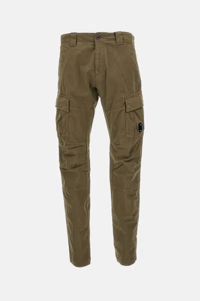 C.p. Company Cargo Pants In Green