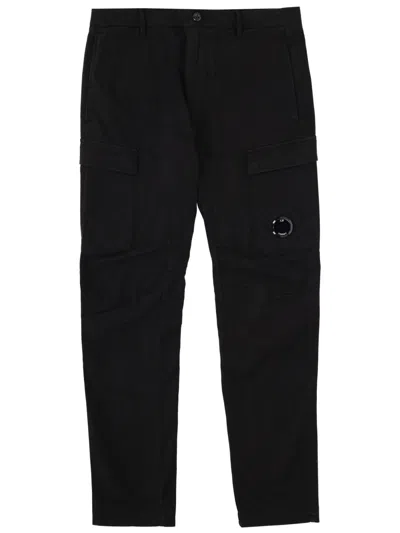 C.p. Company Cargo Pants In Black