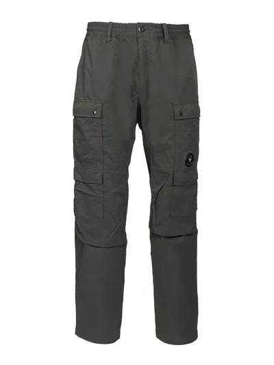 C.p. Company Cargo Pants In Black