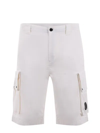 C.p. Company Cargo Shorts In Bianco Latte