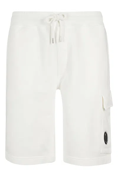 C.p. Company Cotton Diagonal Fleece Cargo Shorts In Gauze White