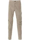 C.p. Company Tapered-hose Aus Cord