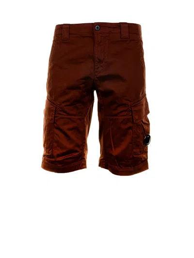 C.p. Company C.p.company Sable Clothing Shorts In Red