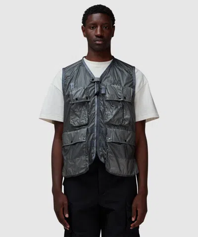 C.p. Company Cs Ii Logo Vest In Smoked Pearl