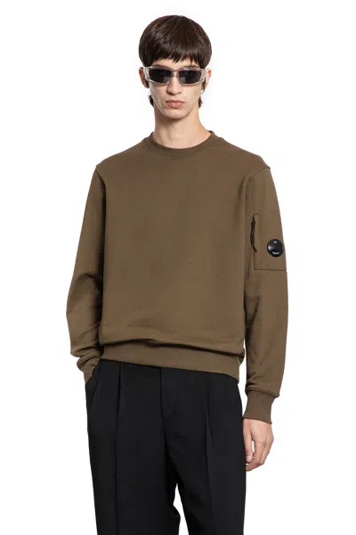 C.p. Company Diagonal Raised Fleece Lens Sweatshirt In Green