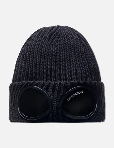 C.p. Company Extra Fine Merino Wool Goggle Beanie In Black