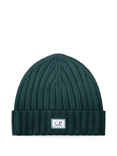 C.p. Company Extrafine Merino-wool Logo Beanie In Green