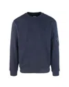 C.p. Company Brushed And Emerized Diagonal Fleece Lens Crew Nec In 888
