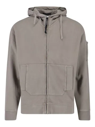 C.P. COMPANY GOGGLE-DETAILS ZIP-FASTENING HOODIE
