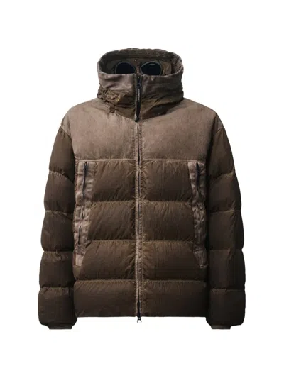C.P. COMPANY GOGGLE-DETAIL QUILTED JACKET