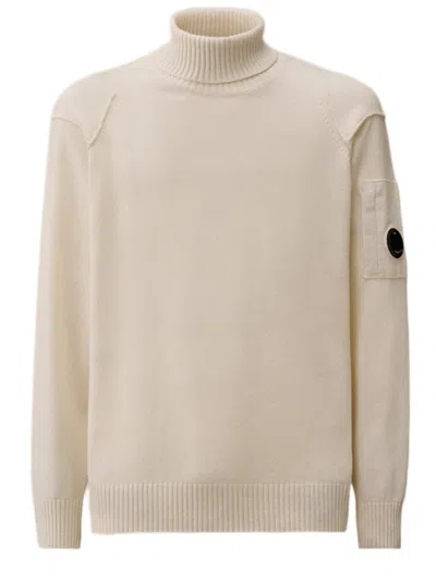 C.P. COMPANY LAMBSWOOL TURTLENECK SWEATER WITH RIBBED DESIGN AND POCKET DETAIL