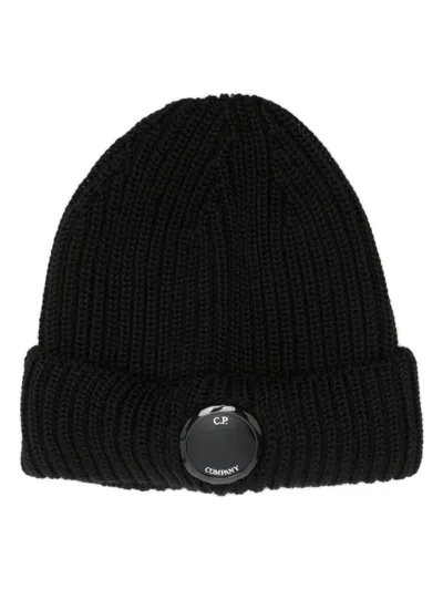 C.P. COMPANY LENS DETAIL BEANIE HAT