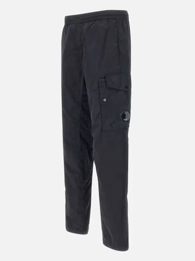 C.p. Company Lens-detail Cargo Pants In Black