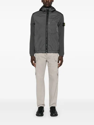 C.p. Company Lens-detail Cargo Pants In Grey