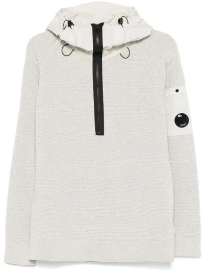 C.P. COMPANY LENS-DETAIL KNITTED HOODIE