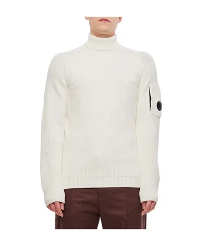 C.p. Company Lens-patch Ribbed-knit Jumper In White