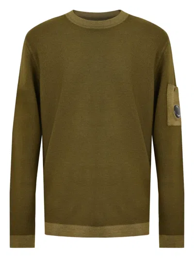 C.P. COMPANY LENS-POCKET CREW-NECK SWEATSHIRT