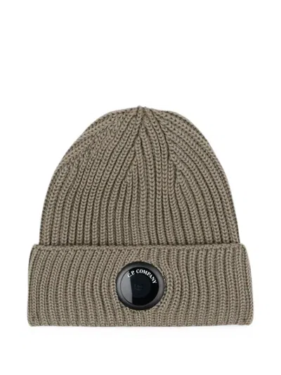 C.p. Company Lens Ribbed-knit Beanie Hat In Brown