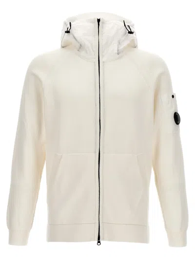 C.p. Company Logo Badge Hoodie In Gauze White