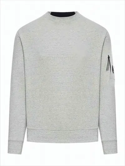C.P. COMPANY LONG-SLEEVE CREWNECK SHIRT WITH ZIPPERED POCKET DETAIL