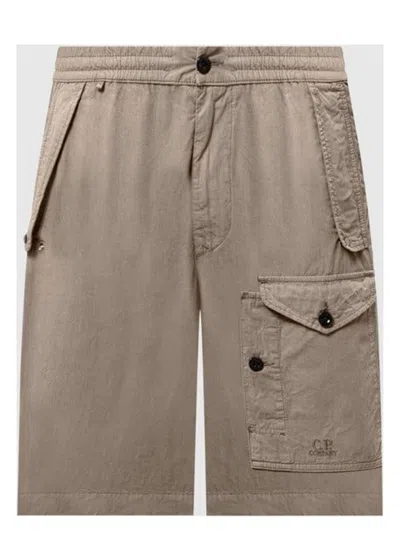 C.P. COMPANY MEN'S MICROREPS CARGO SHORTS