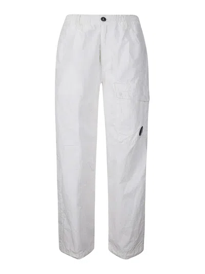 C.p. Company Micro-reps Boxy Cargo Lens Pants In White