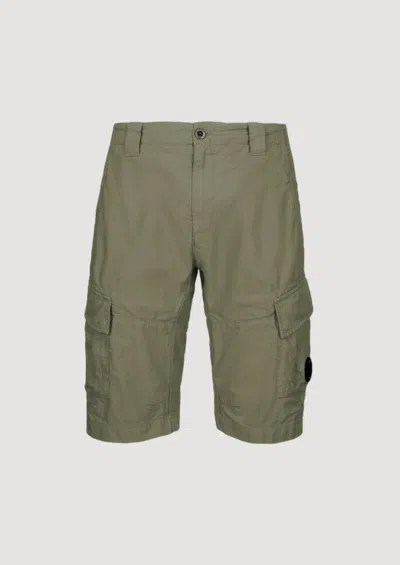 C.p. Company Ottoman Cargo Shorts In Green