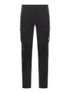 C.p. Company Men Black Pants With Cargo Pockets And Lens Motif On The Leg In Cotton Man In Black