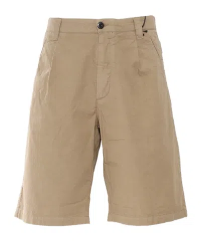 C.P. COMPANY PLEATED POCKET SHORTS