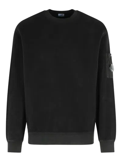 C.P. COMPANY POCKET-PATCH CREW NECK SWEATSHIRT