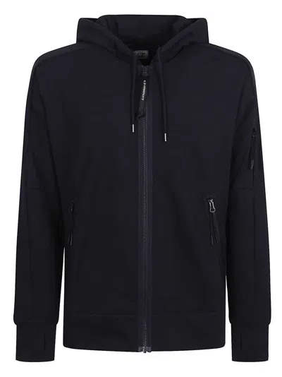 C.P. COMPANY RELAXED FIT BLACK ZIP-UP SWEATSHIRT WITH HOOD AND ZIPPERED POCKETS