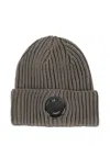 C.p. Company Ribbed-detail Logo-patch Beanie In Gray