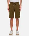 C.p. Company C.p.company Fleece Lens Short In Green