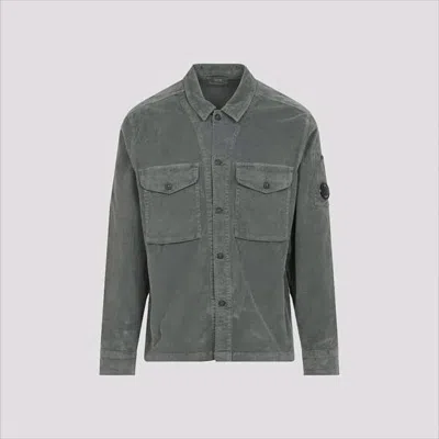 C.P. COMPANY STRUCTURED GREY JACKET WITH BUTTON-UP FRONT AND SIGNATURE LENS DETAIL
