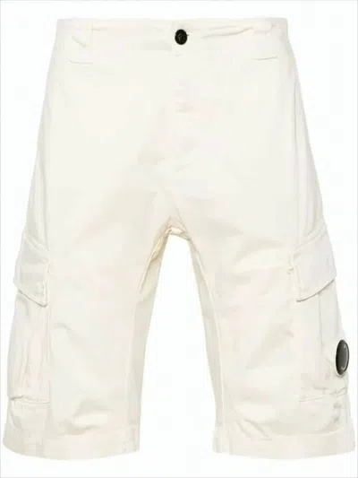 C.p. Company Structured Off-white Cargo Shorts With Distinctive Logo In Multi