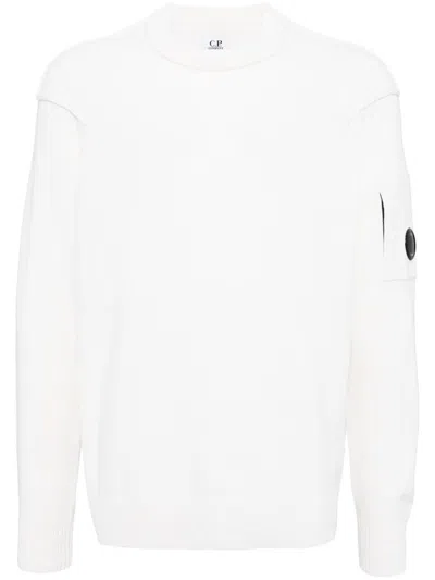 C.p. Company C.p.company Diagonal Raised Fleece Crewneck Lens Swe In White